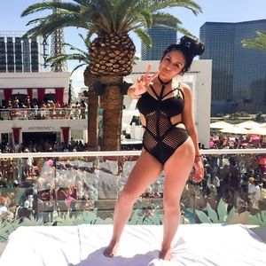 Super chic bathing suit from FASHION NOVA!